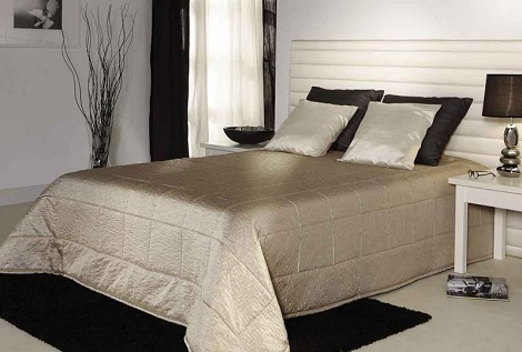 Sprei Cevelit 2610 blok,stiksels, glanzend, beige,kleur,op maat gemaakt, litsjumaux